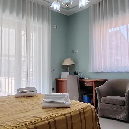 فندق مبيت وإفطار Mariana 4*